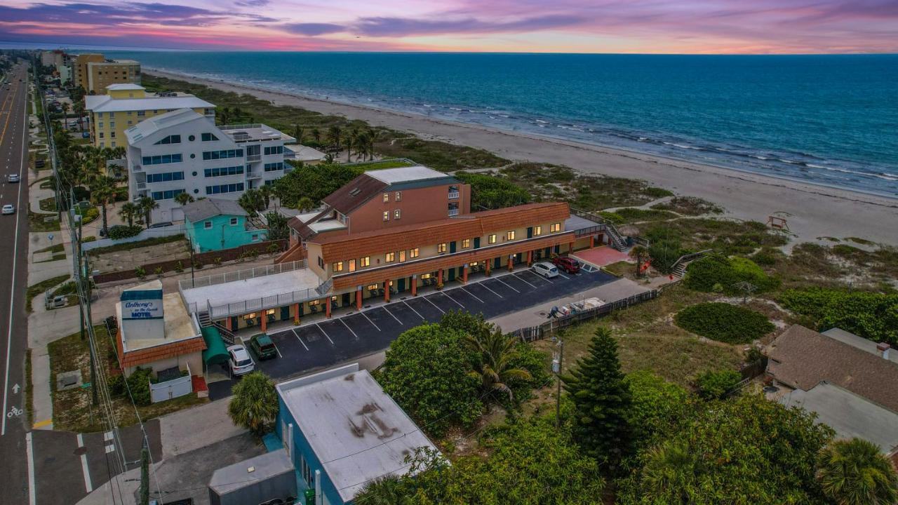 Anthony'S On The Beach Cocoa Beach Eksteriør billede
